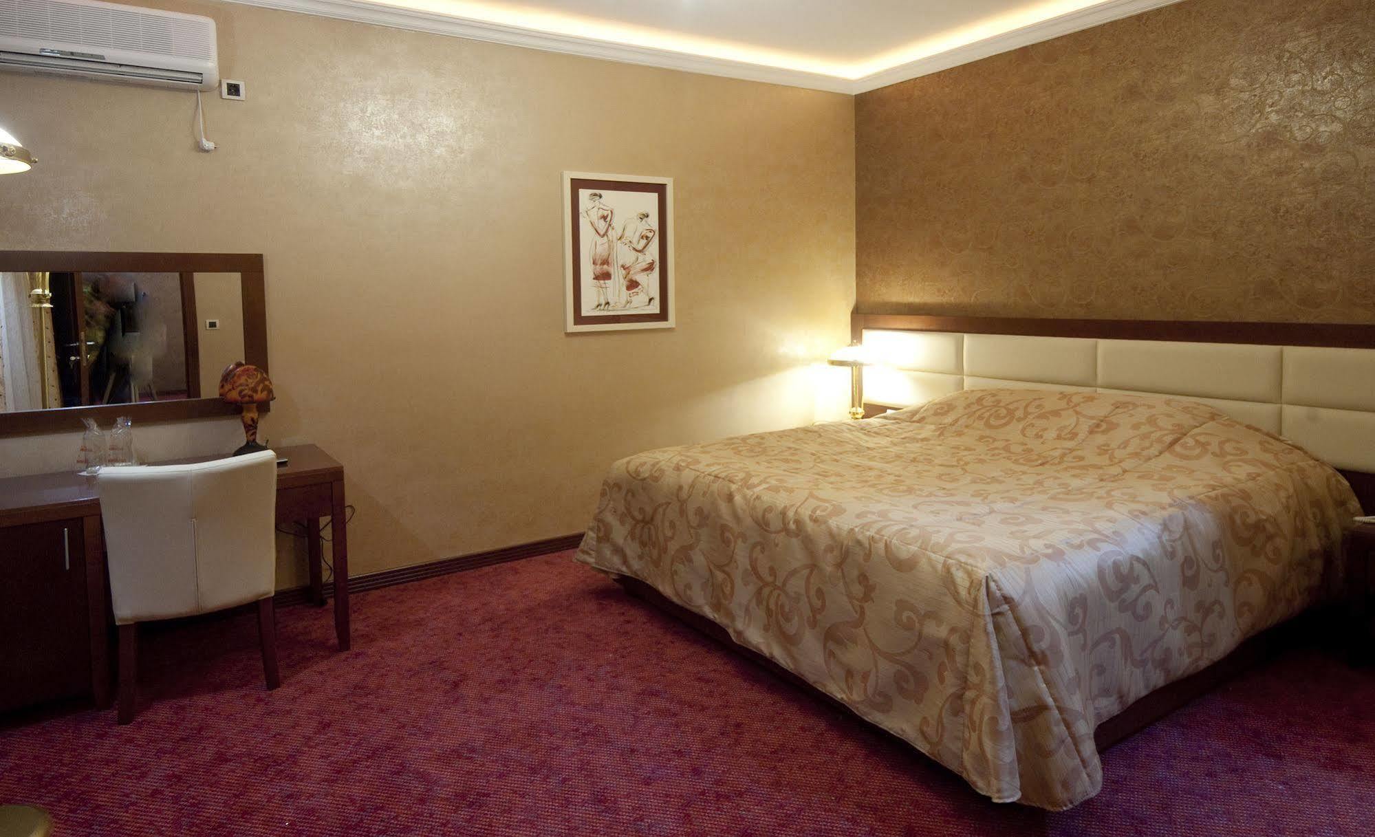 Hotel Sucevic Garni Belgrad Exterior foto